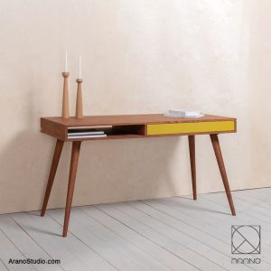 میز تحریر چوبی با کشو زرد